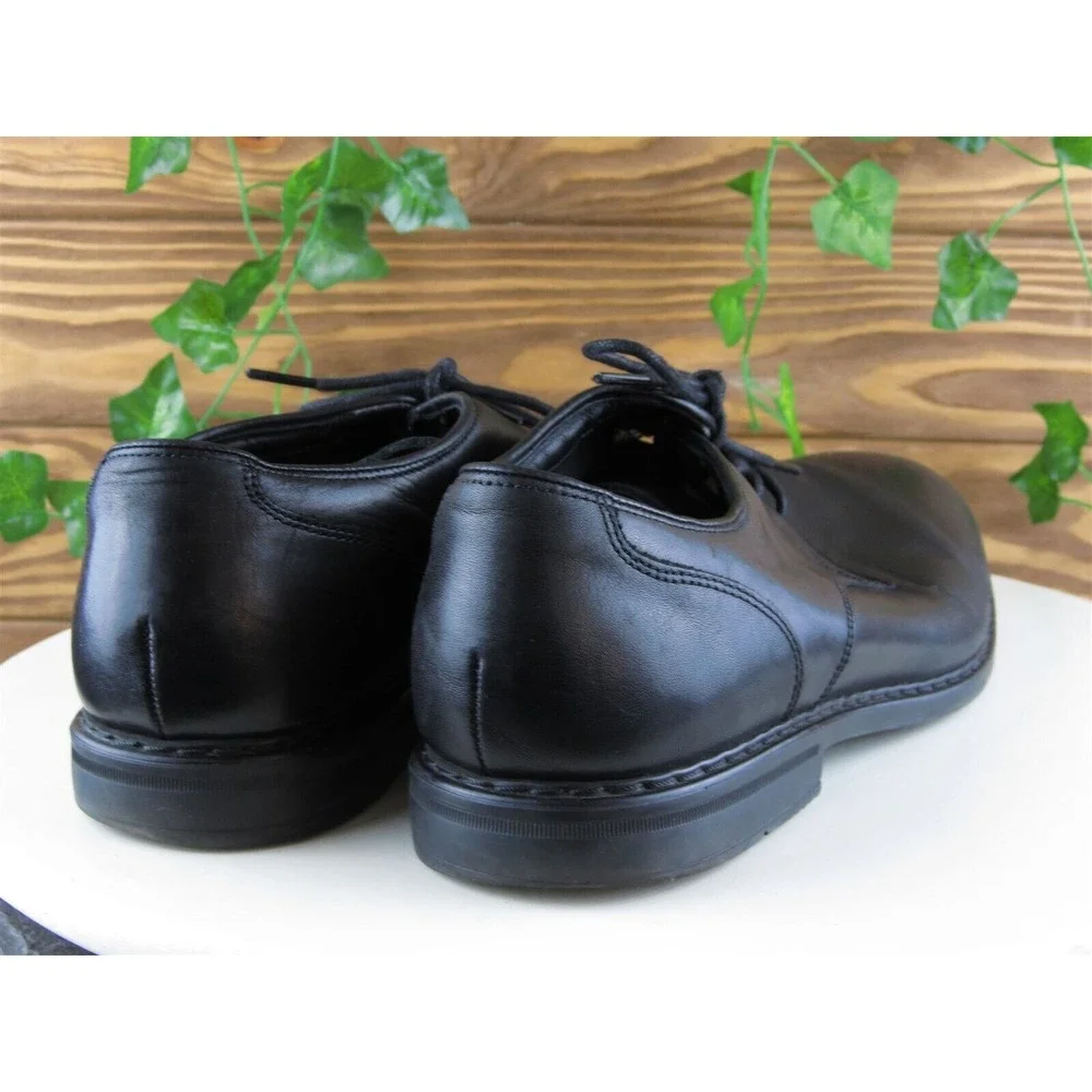Clarks welcome shoe